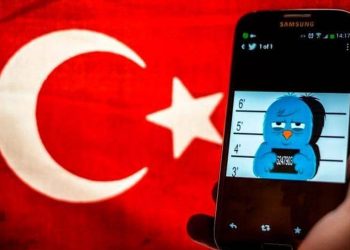 قانون تركي جديد يكبّل روّاد مواقع التواصل الإجتماعي