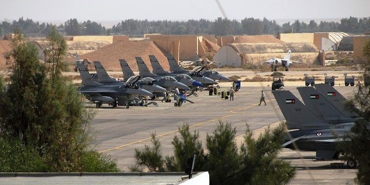 دولة عربية سمحت للمقاتلتين الأمريكيتين باستخدام أراضيها لإعتراض الطائرة المدنية الإيرانية