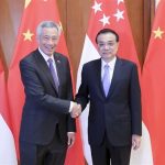 برقية تهنئة من رئيس مجلس الدولة الصيني لنظيره السنغافوري
