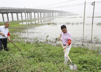 الفلاحون لا يخشون الفيضانات على ضفاف نهر الهائج