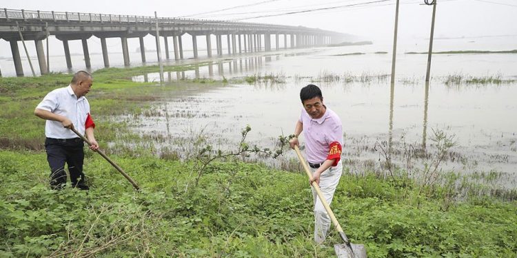 الفلاحون لا يخشون الفيضانات على ضفاف نهر الهائج