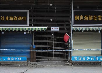 كيف سيطرت الصين على فيروس كورونا ؟