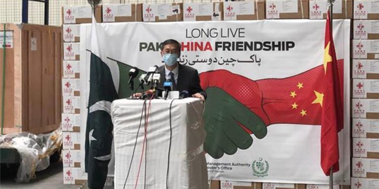 مساعدات طبية من الصين إلى باكستان لمكافحة كورونا