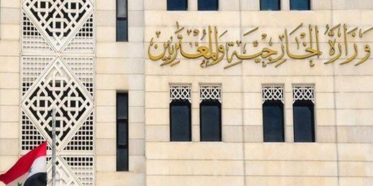 سوريا تدين قيام قسد بتوقيع عقد مع شركة نفط أمريكية