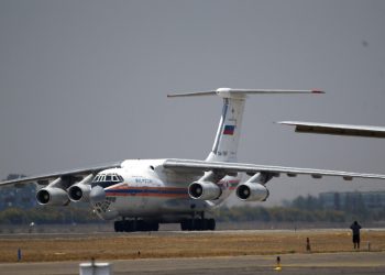 لبنان يستقبل رابع طائرة مساعدات روسية