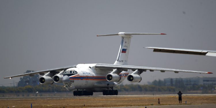 لبنان يستقبل رابع طائرة مساعدات روسية