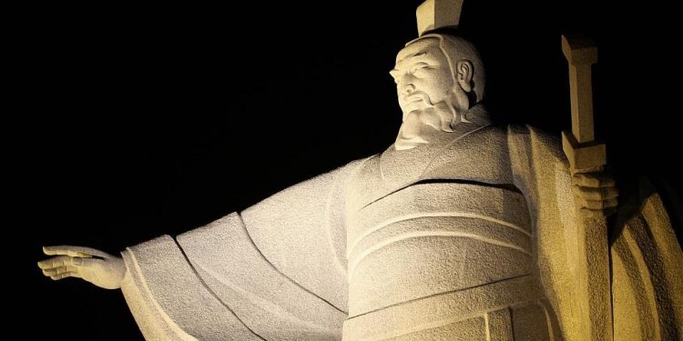 مقبرة “كاوكاو” التاريخية تفتح أبوابها للجمهور