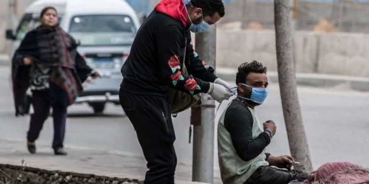 عقوبات بالسجن لمن لا يضع الكمامة في هذه الدولة العربية