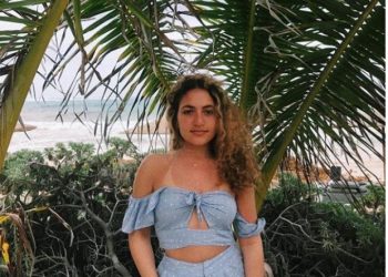 ابنة عمرو دياب تشعل مواقع التواصل الإجتماعي بصورها الجريئة