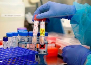 وزير الصحة الروسي يعلن موعد إنتاج اللقاح المنتظر