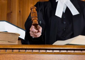 الوزن الزائد ينقذ هذا الرجل من السجن