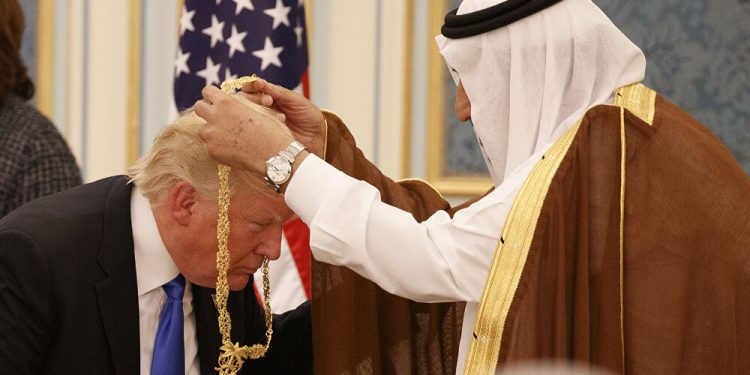 محكمة يمنية تحكم على ترامب و بن سلمان بالإعدام