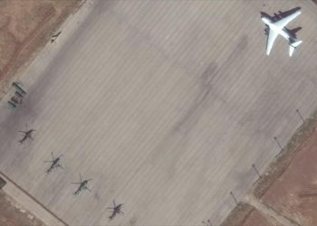 روسيا تعزز مطارها العسكري قرب من القوات الأمريكية في سوريا