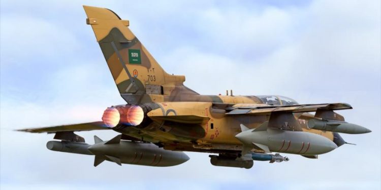 طيارون سعوديون يقصفون بريطانيا أثناء التدريب