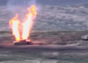 موسكو تدخل على الخط الساخن لوقف الحرب في قره باغ