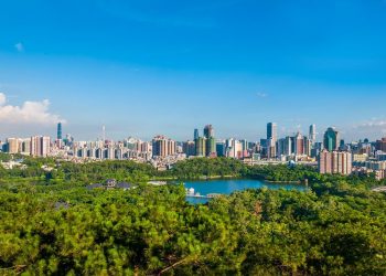 الصين تدعم الخدمات لتسريع خطوات تعافي الإقتصاد العالمي