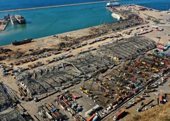 وصول بعثة التحقيق الذرية لمعرفة أسباب انفجار مرفأ بيروت