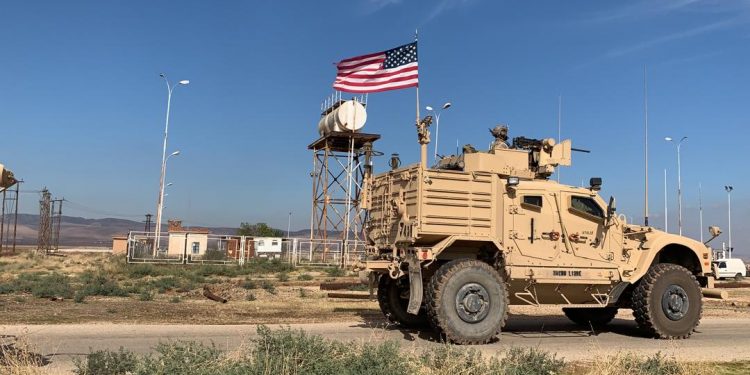 كيف تسرق أمريكا النفط من الجزيرة السورية ؟