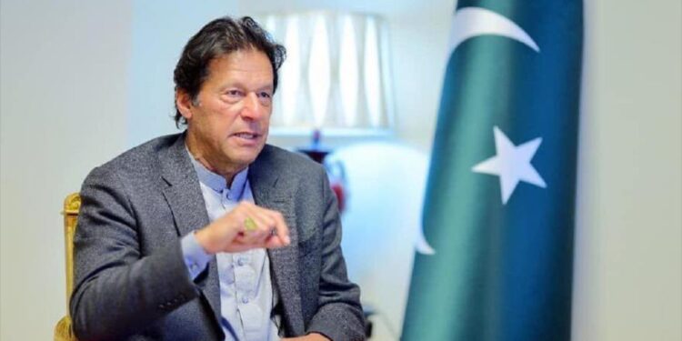 باكستان تنتقد ماكرون لإثارة الكراهية ضد الإسلام