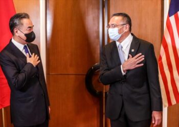 الصين تحذر من أطماع الولايات المتحدة في شرق آسيا