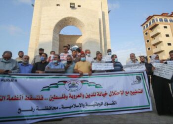 الجزائر تطالب بالتحرك ضد تصريحات ماكرون التحريضية