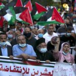 آلاف الفلسطينيين يدينون التطبيع الخليجي مع إسرائيل