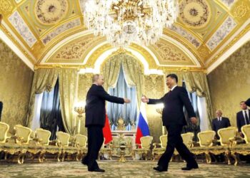 الصين مستعدة للتعاون مع روسيا لمواجهة الهيمنة الأمريكية