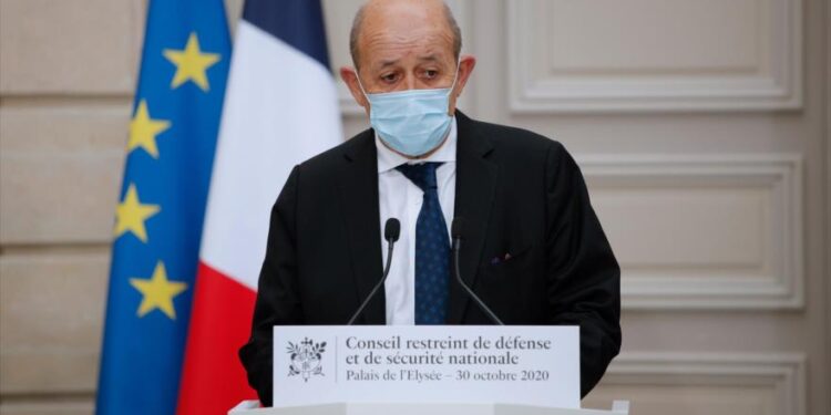 باريس: الفرنسيون معرضون للخطر في جميع أنحاء العالم