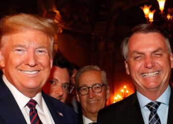 صحيفة: ترامب و بولسونارو مسؤولان عن تفشي كورونا في القارة الأمريكية