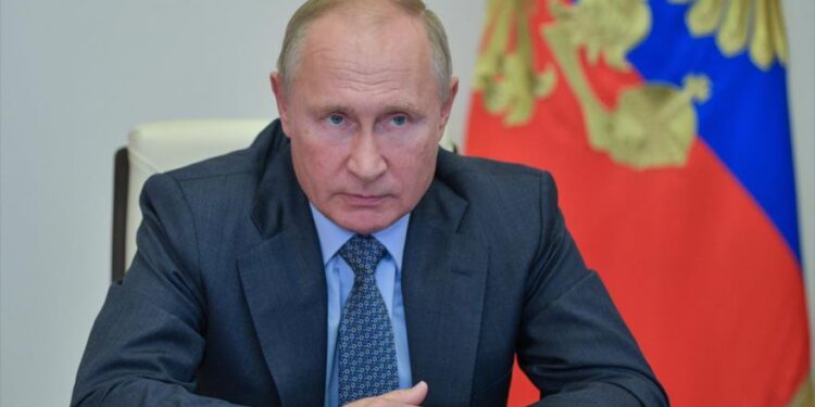 بوتين يتعهد باستئناف التعاون البنّاء مع حكومة بوليفيا الجديدة