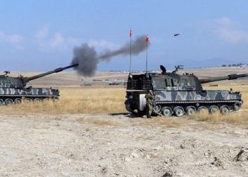 تقارير: المدفعية التركية تفتح النار على الشمال السوري