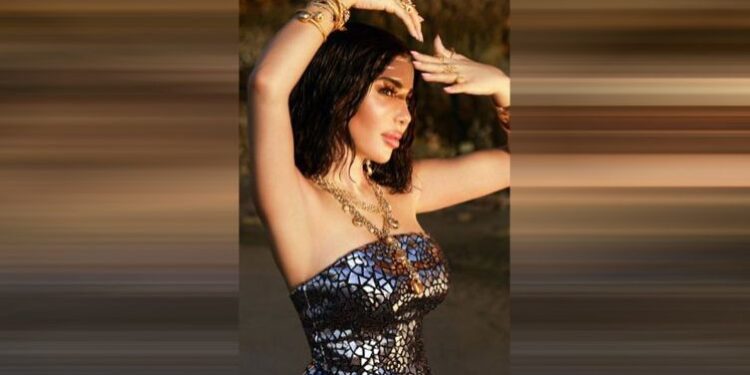 الكويت تطرد مذيعة لبنانية بسبب نشرها صور مسيئة