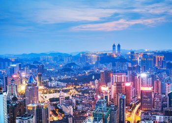 شنتشن.. من قرية صيد صغيرة إلى مدينة حديثة