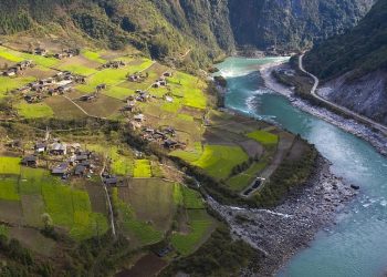 نهر نوجيانغ.. جمال “النهر الغاضب” في الصين