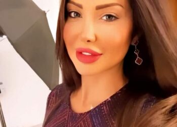 دانا جبر تقصف مجدداً بصورة غير محتشمة و آية قرآنية