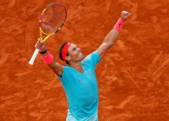 نادال يفوز ببطولة فرنسا المفتوحة 13 له ويعادل الرقم القياسي في الغراند سلام
