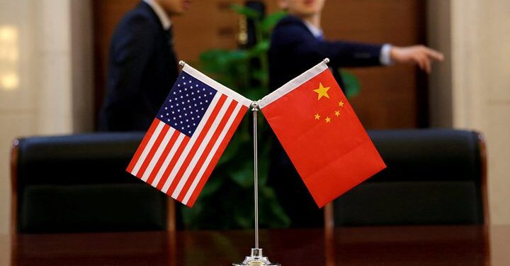 الصين تحذر الولايات المتحدة من احتجاز مواطنيها