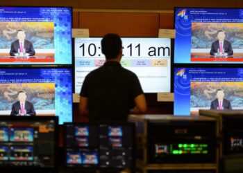 الصين تتعهد بتعزيز الانفتاح الاقتصادي في مواجهة الأحادية