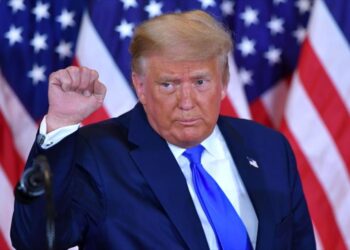 أسوشيتيد برس: الهدف الأساسي لترامب بعد الانتخابات هو زرع الفوضى