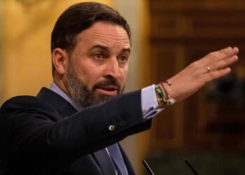 مطالبات إسبانية بشراء 200 صاروخ للدفاع عن إسبانيا من المغرب و الجزائر