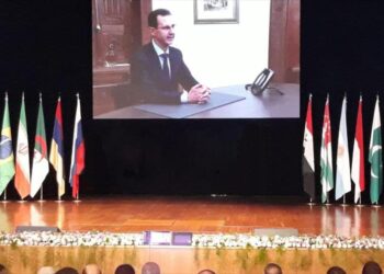 الرئيس الأسد: أمريكا و أوروبا تستخدمان قضية اللاجئين لأغراض سياسية