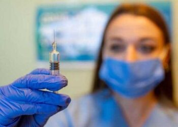 مضاعفات خطيرة لفيروس كورونا.. يتسبب بتساقط الأسنان