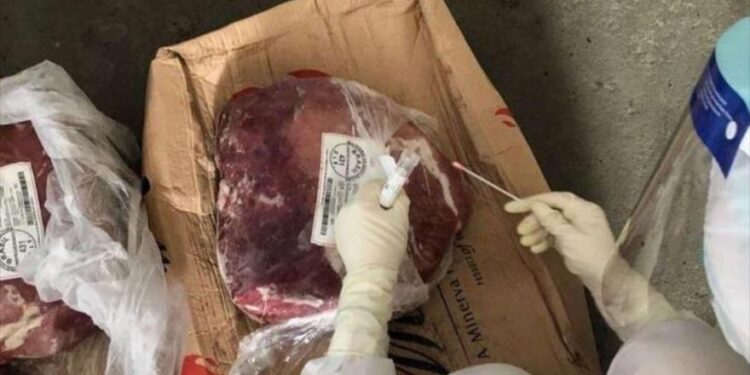 الصين تعثر على فيروس كورونا في اللحوم البرازيلية
