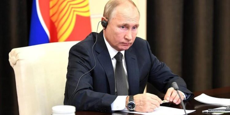 بوتين: خروج واشنطن من معاهدة الصواريخ يهدد منطقة آسيا والمحيط الهادئ