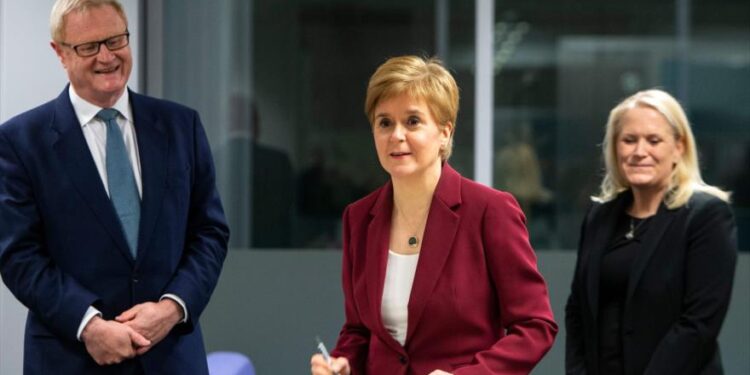 اسكتلندا تعلن استعدادها للاستقلال عن المملكة المتحدة