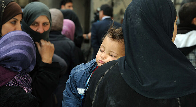 عودة اللاجئين الفلسطينيين إلى مخيم اليرموك في سوريا