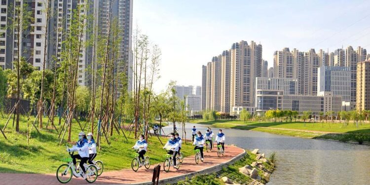 رغم العقوبات الأمريكية.. الصين تتعهد بالاكتفاء الذاتي التكنولوجي