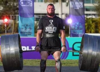 أقوى رجل على كوكب الأرض