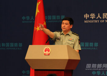 الجيش الصيني يحذر من التعاون بين الولايات المتحدة و تايوان