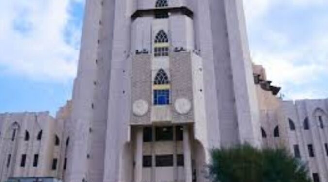 وزير التجارة يوضح سبب ارتفاع أسعار بعض المواد